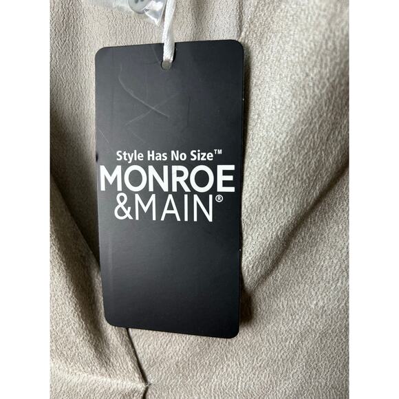 NWT Monroe & MainTunic Top Sand Size L - Picture 6 of 9